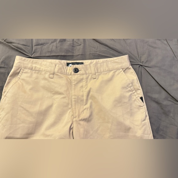 RARE NIKE SB SKATEBOARDING CHINO Khaki Size 32 - Picture 5 of 7